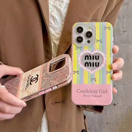 【miumiu chanel】iPhone16ブランドスマホケース，ブランドiPhone16シャネルケース激安コピー ，iPhone16Proスマホケースchanelレディース，miumiuアイフォン 16プラス携帯ケースキラキラ，ミュウミュウiPhone16Promaxカバーピンク